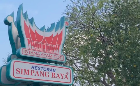 Rm Berkat Yakin: Rasa Padang yang Menggoda di Jantung Cilacap